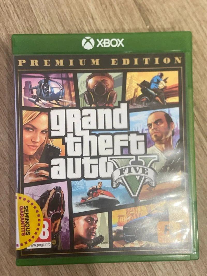 Juego Xbox Grand Theft Auto V Premium Edition