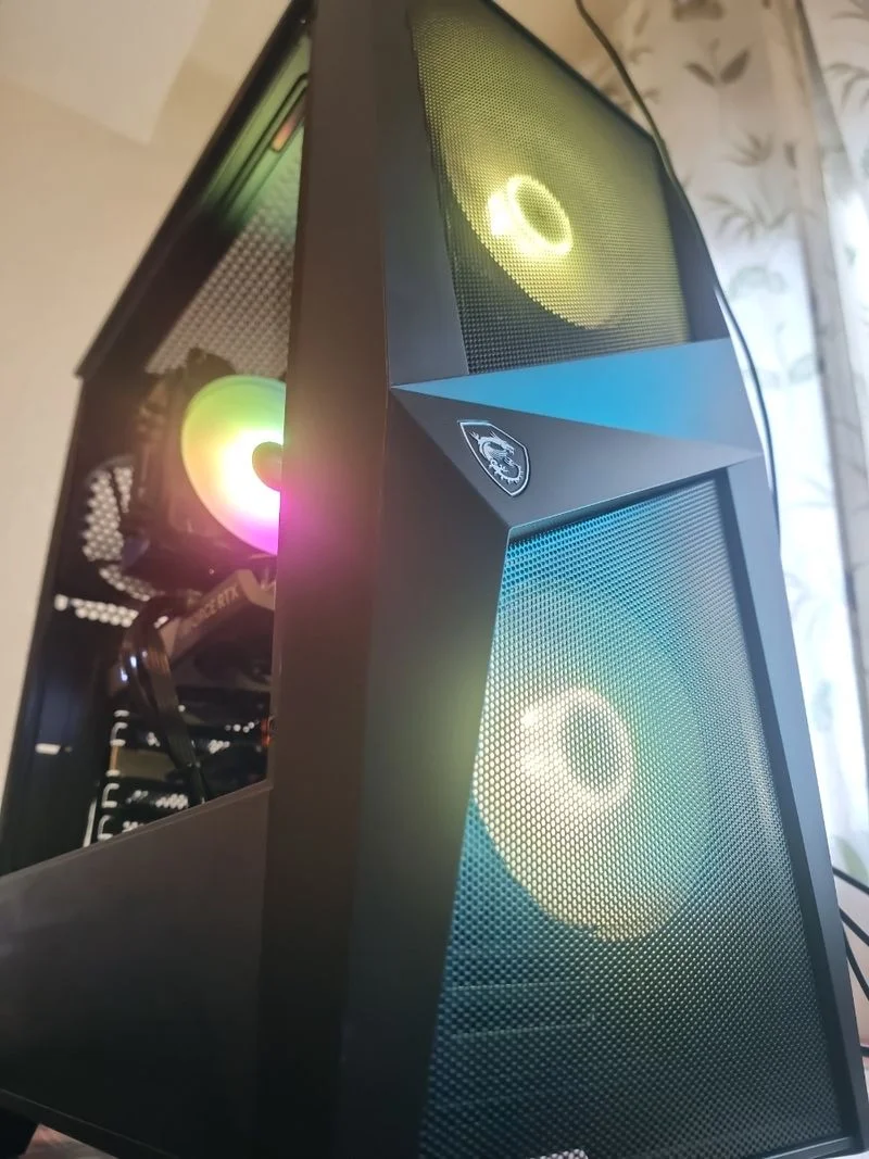 Pc gaming RTX 4060, Intel i5 12400f, 32gb Ram