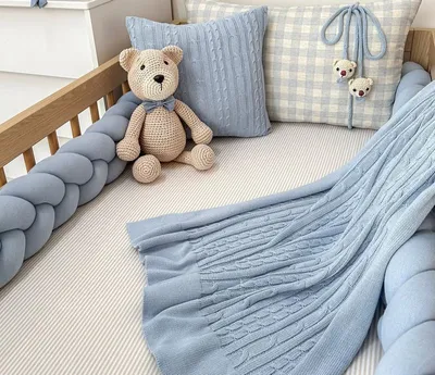 Ropa de Cuna Bebé Azul Tejida