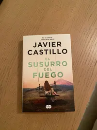 El susurro del fuego Javier Castillo - miniatura 1