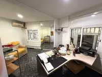 Local comercial en permuta en Sant Antoni en Barcelona - miniatura 1