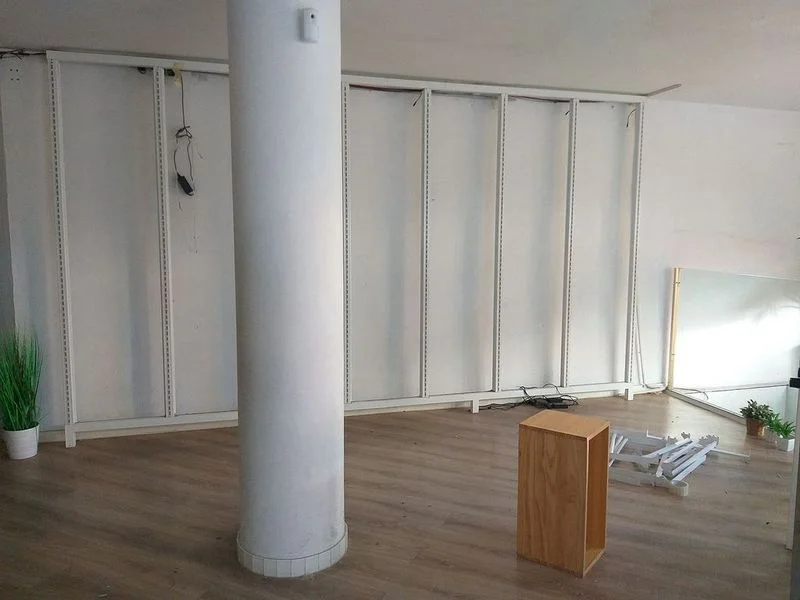 Local comercial en permuta en Sant Antoni en Barcelona