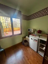 Oficina en permuta en Sant Antoni en Barcelona - miniatura 1