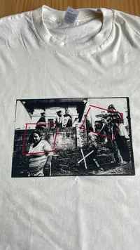 Camiseta serigrafiada con imagen original - miniatura 1