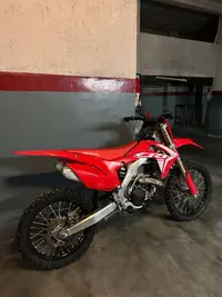 Honda CRF 450 2016 Motocross - miniatura 1