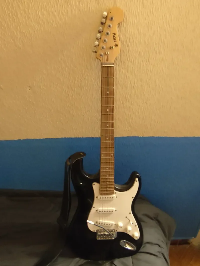 Guitarra Eléctrica Negra