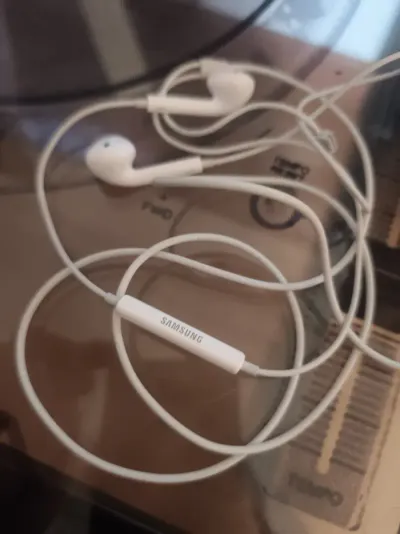 Auriculares Samsung Cable Blanco