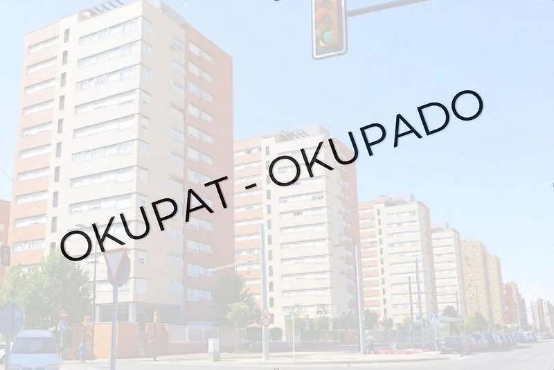 Piso en permuta en El Raval en Barcelona