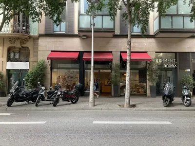 Nave industrial en permuta en Sant Antoni en Barcelona