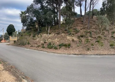 terreno edificable en serra brava . lloret urge