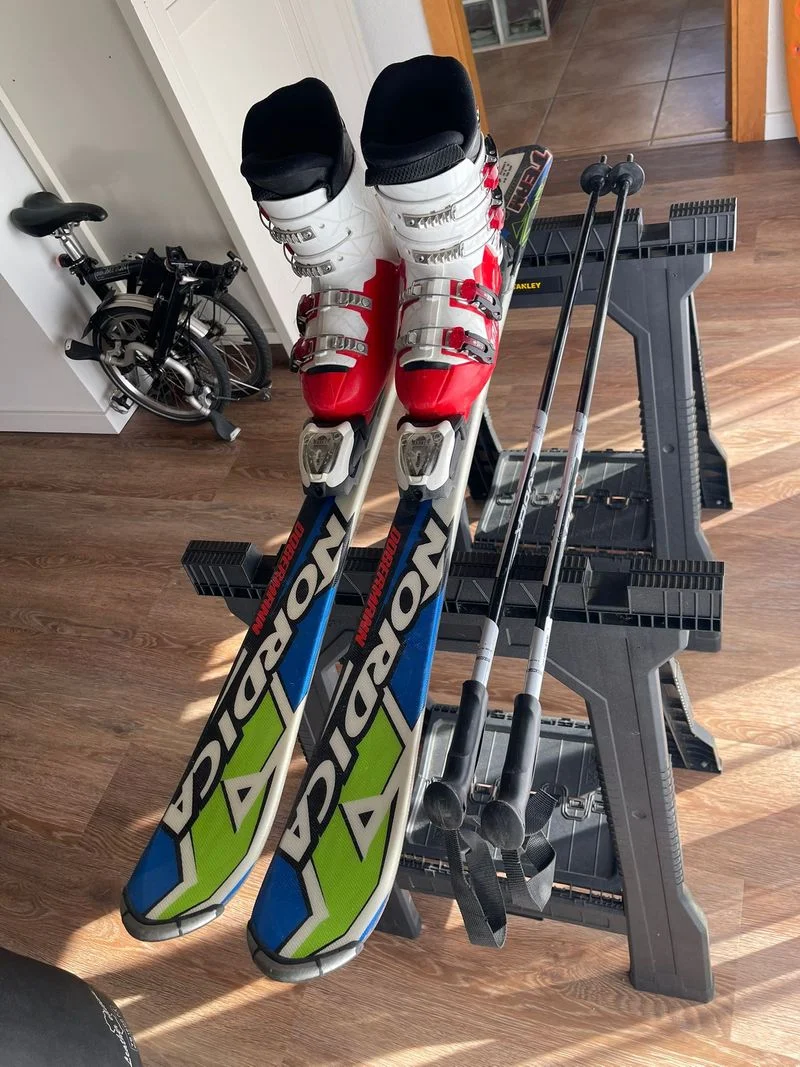 Equipo Esquí Infantil Nordica Team 120 + botas 245 - foto 2