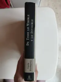 De Todo lo Visible y lo Invisible: Una novela s... - miniatura 2