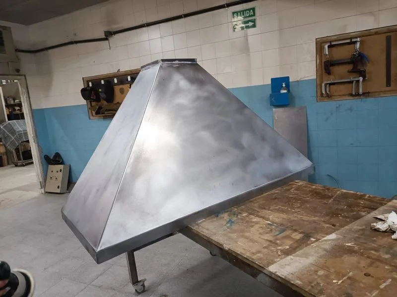 campanas y chimeneas - foto 2