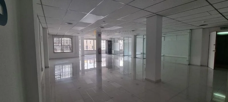 Oficina en permuta en La Dreta de l'Eixample en Barcelona - foto 2