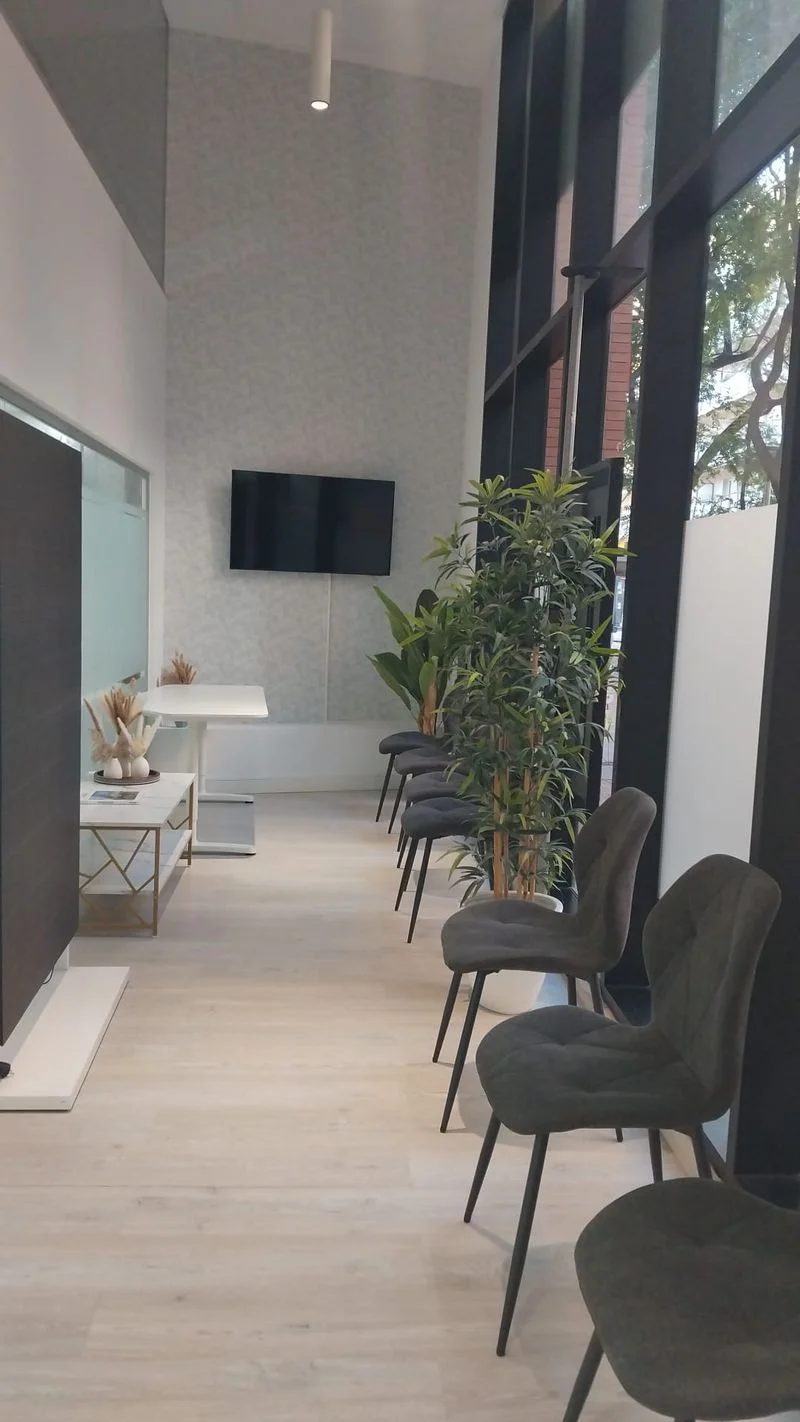 TRASPASO Clínica Dental Barcelona – Todo incluido - foto 2