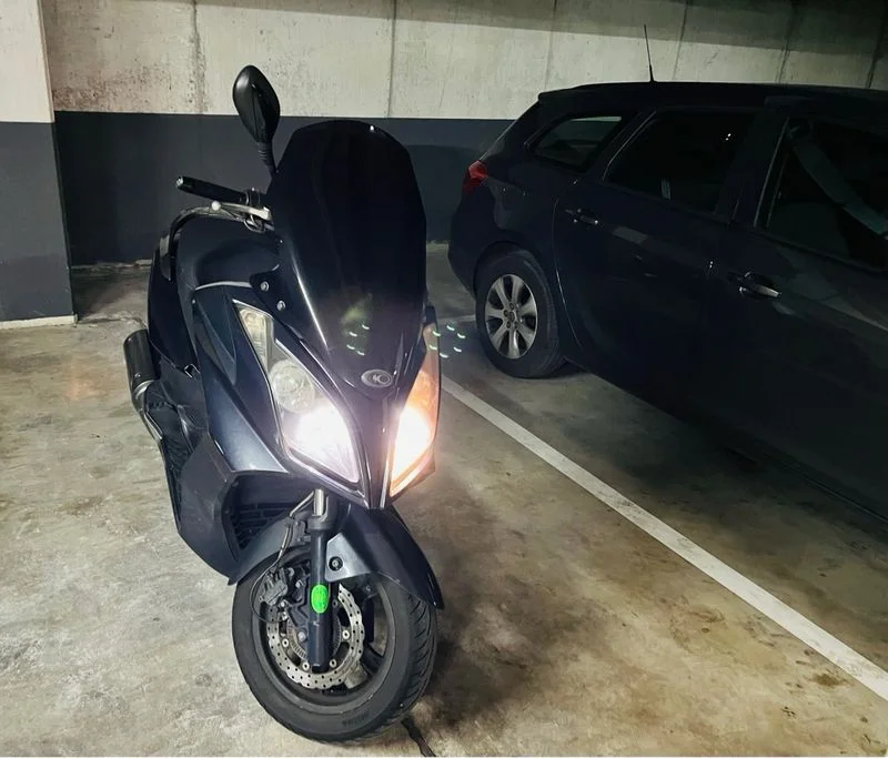 Kymco Super Dink 125cc Negra/Gris - foto 2