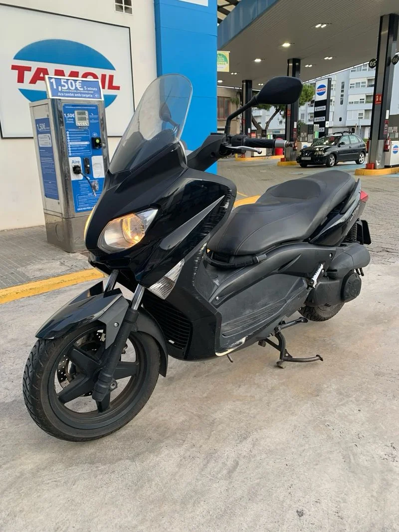 YAMAHA XMAX 250 - foto 2