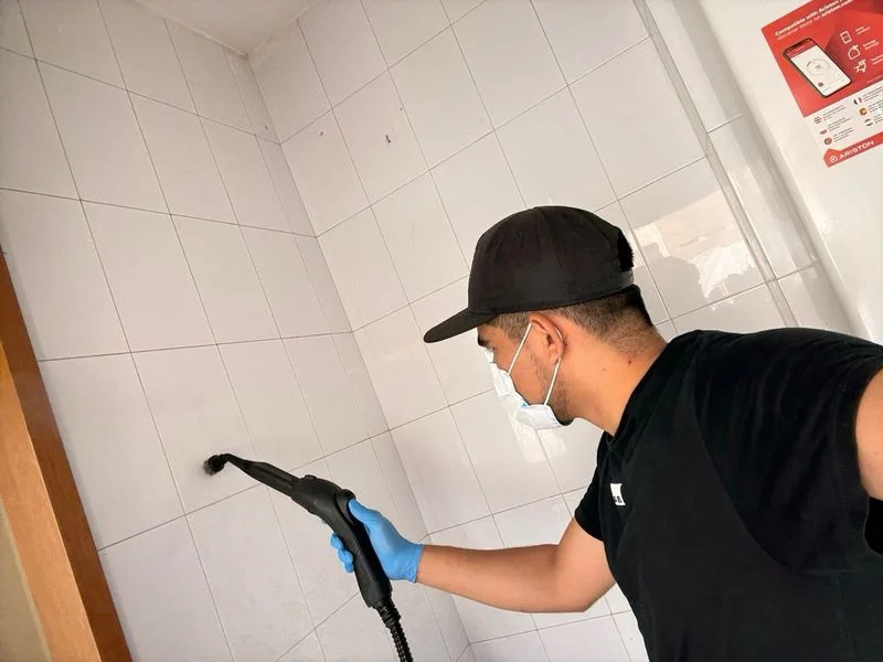 PINTOR BARCELONA,SERVICIOS DE LIMPIEZA-MANITAS-. - foto 2