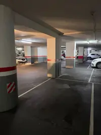 plaza parking calabria paris - miniatura 2