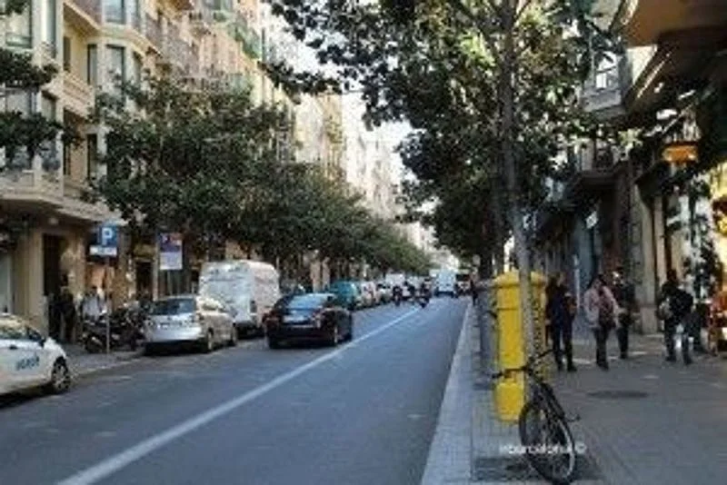 Nave industrial en permuta en Vila de Gràcia en Barcelona - foto 2