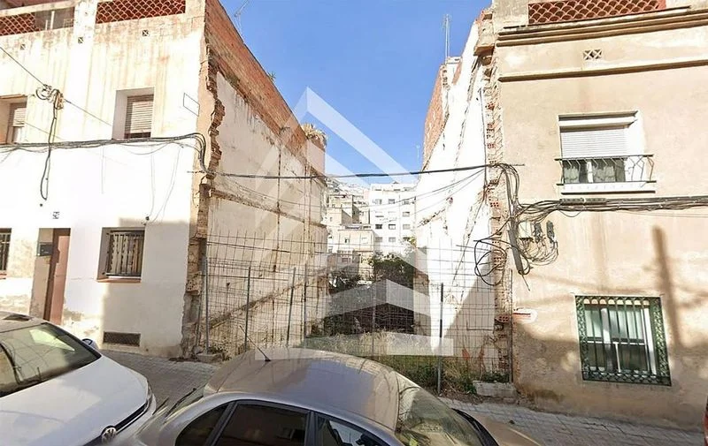 Terreno en permuta en El Carmel en Barcelona - foto 2