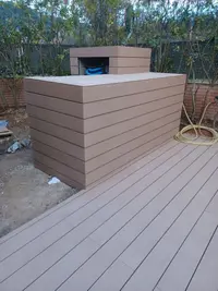 Colocación de tarimas de exteriores - miniatura 3