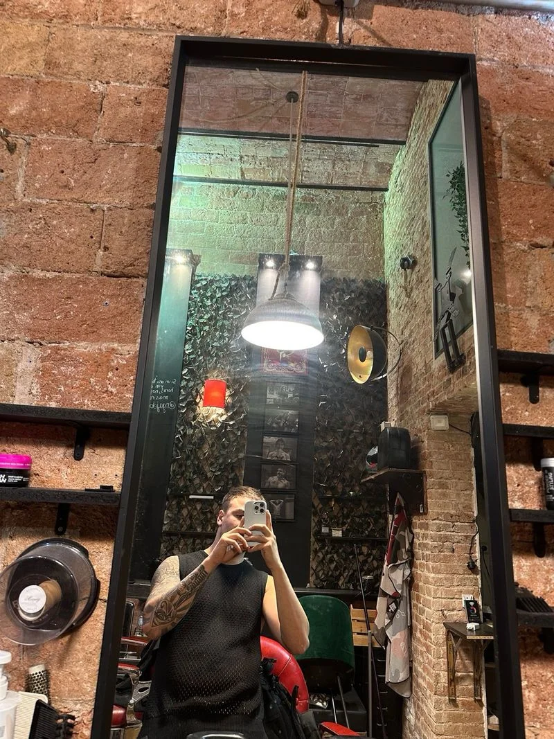 tengo 3 Espejos grandes negros en buen estado - foto 3