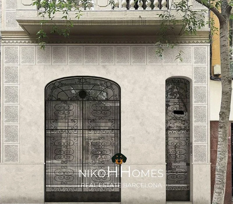 Casa adosada en permuta en La Sagrada Família en Barcelona - foto 3