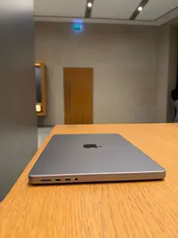 Macbook pro M1 2021 - miniatura 3