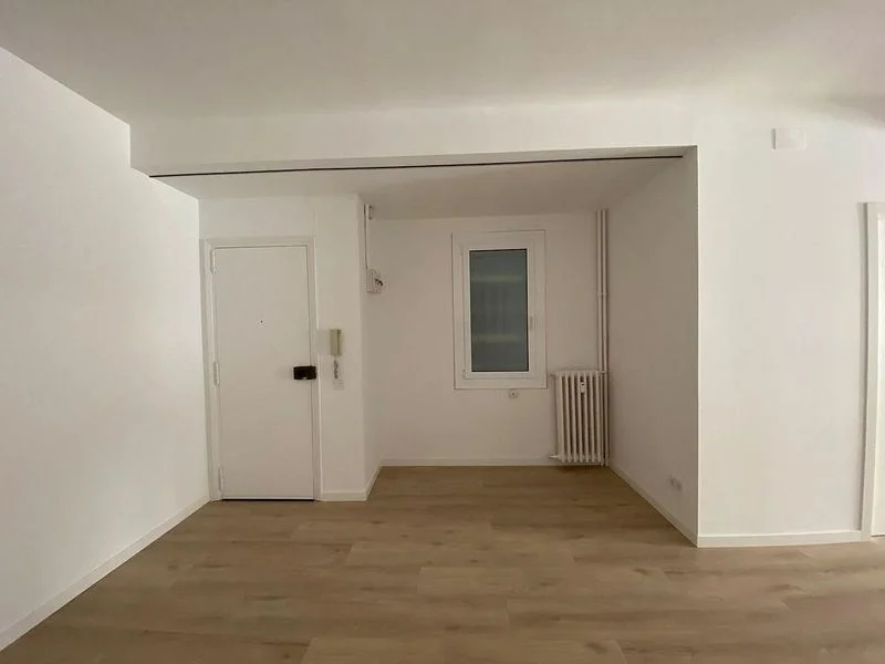 Oficina en permuta en La Nova Esquerra de l'Eixample en Barcelona - foto 3