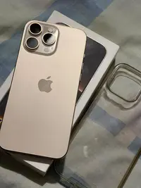 iPhone 16 Pro Max Dorado - miniatura 3