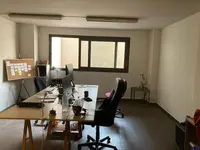 Nave industrial en permuta en Sant Antoni en Barcelona - miniatura 3