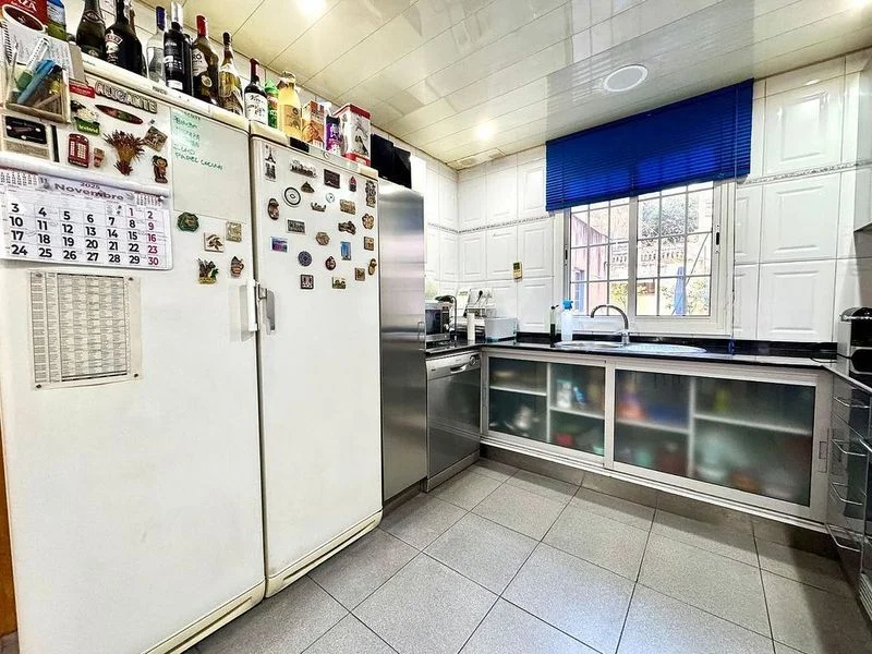 Edificio en permuta en El Poble Sec - Parc de Montjuïc en Barcelona - foto 4