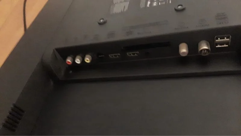 Xiaomi TV 32 Negra MITV-MOSR1 - foto 4