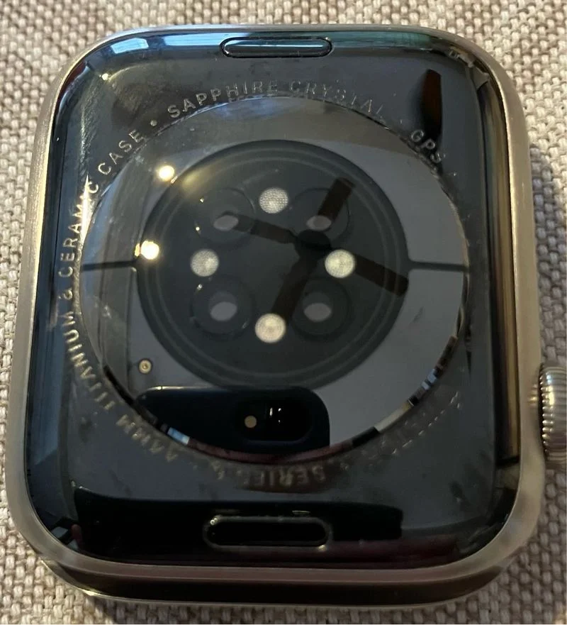 Apple Watch Series 6 44mm Titanio y porcelana - foto 4