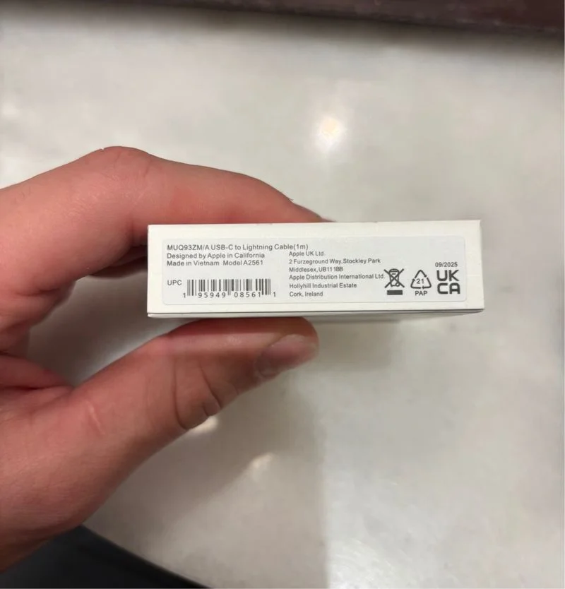 Apple Cargador USB-C 20W y Cable USB-C a Lightning - foto 4