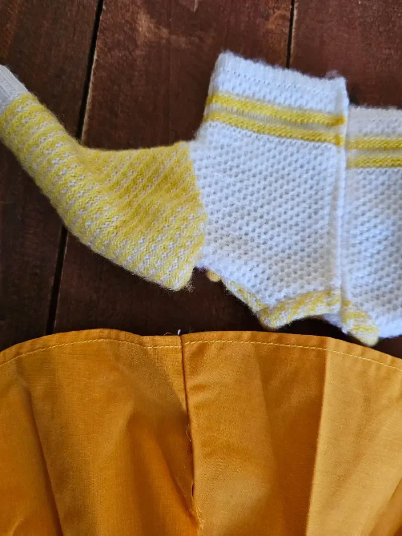 Conjunto Nancy Amarillo - foto 4