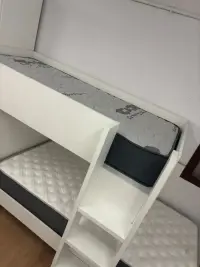 Litera con armario y cama - miniatura 4