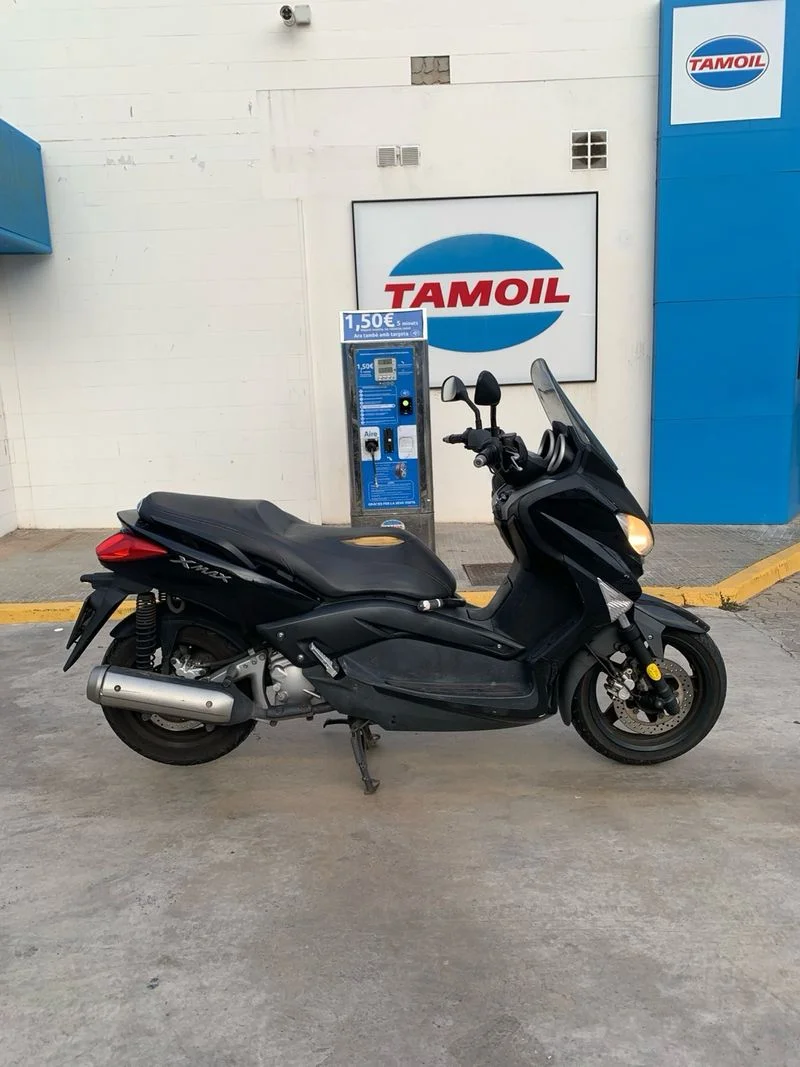 YAMAHA XMAX 250 - foto 4