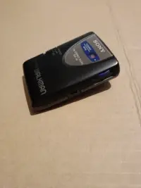 Radio Sony Walkman FM SRF-46 - miniatura 4