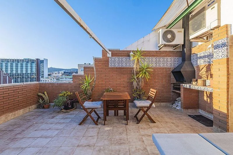 Ático en permuta en La Nova Esquerra de l'Eixample en Barcelona - foto 4