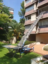 MUDANZAS CON ELEVADOR BARCELONA Y POBLACIONES - miniatura 4