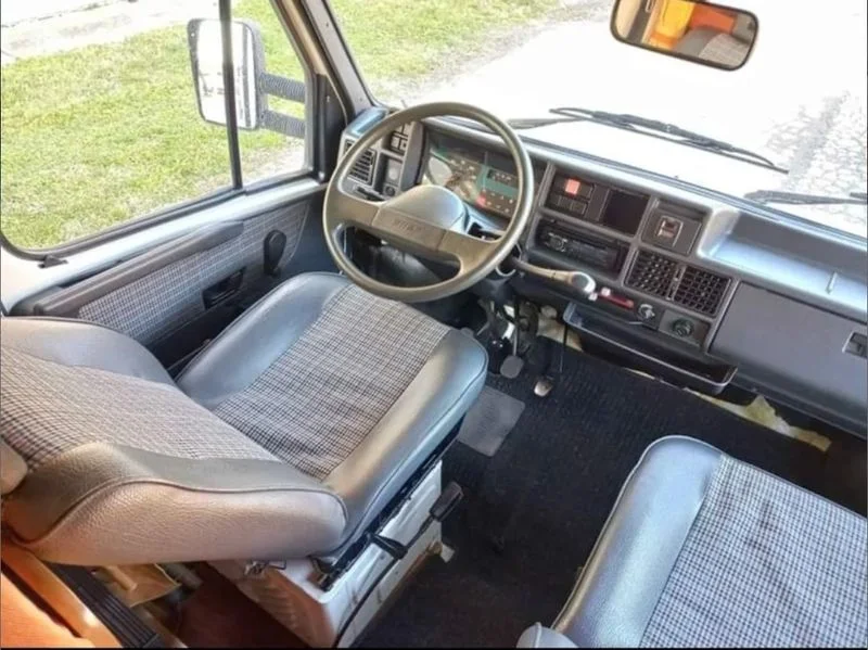 Parcela de alquiler y autocaravana de propiedad - foto 4