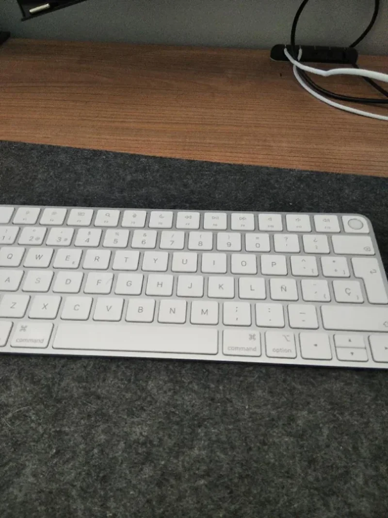 Teclado Apple inalámbrico