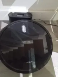 Robot aspiradora y mopeadora - miniatura 1